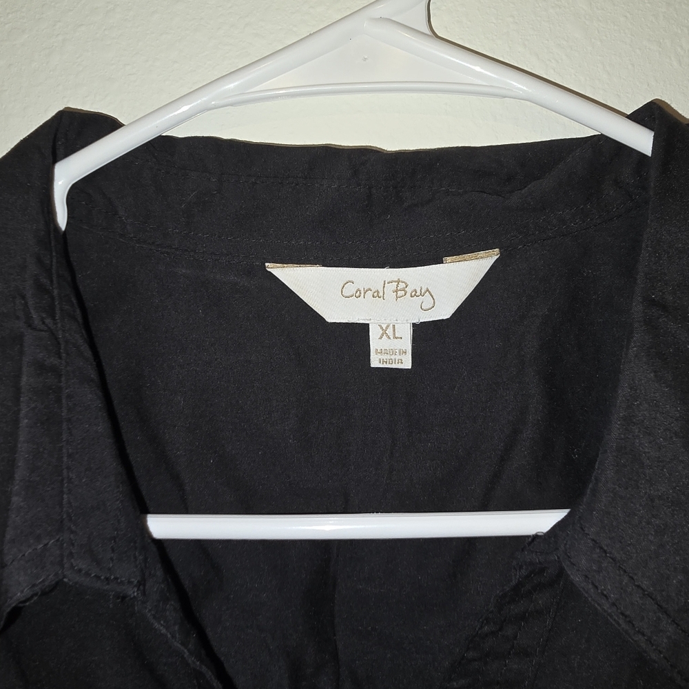 Coral Bay Sleeveless Button-Up Shirt Black, Women’s XL - Picture 3 of 4